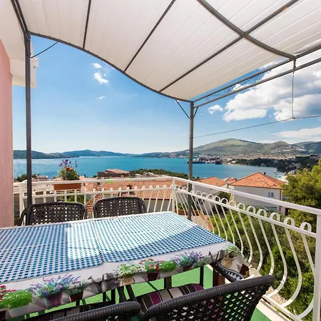 Stil-vila Vendégház Trogir